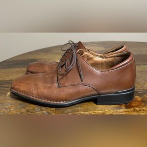 Rockport Men's Brown Leather Oxfords
Like new